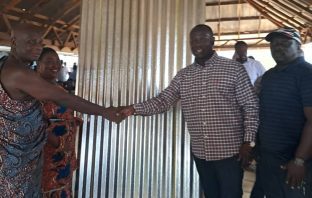 Ellembelle MP donates iron sheets to complete chief’s palace.