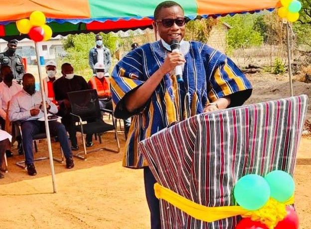 Rehabilitation of Damongo town roads commences. Mr Saeed Muhazu Jibril, Municipal Chief Executive for Damongo, has cut the sod for work to commence a five-kilometre road in Damongo town to improve access.