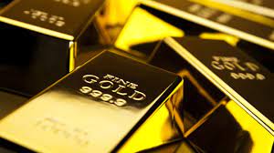 Three remanded in GHC620,000 alleged gold scam transaction A 59-year-old car dealer accused of swindling a businessman of GHC620,000 in a gold transaction has been remanded into Police custody by the Achimota Circuit Court.