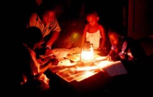 Keta ECG customers lament over intermittent power supply. Some customers of the Electricity Company of Ghana (ECG) at Keta have lamented the intermittent power supply in the area.