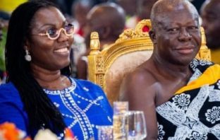 Nobody has ever enticed me with money to rule on his or her favour - Asantehene. The Asantehene, Otumfuo Osei Tutu II, has stated that he would continue to provide exemplary leadership filled with integrity, firmness, and sincerity, as the occupant of the golden stool.