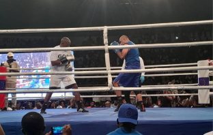 Azumah thrills boxing fans in an exhibition bout