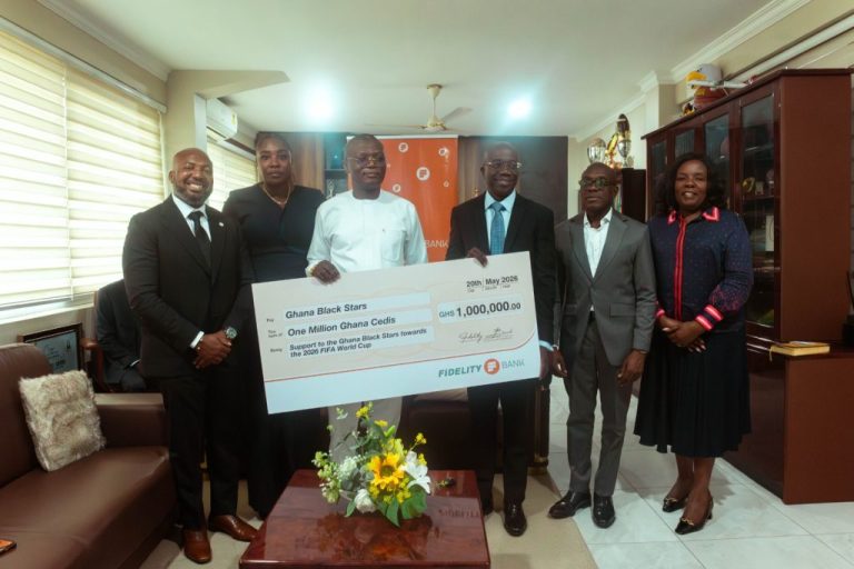 Fidelity Bank Donates GH₵1 Million to Support Black Stars’ 2026 World Cup Campaign Fidelity to Black Stars 1024x682 1